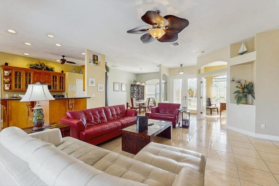 Peaceful Palms House in North Fort Myers