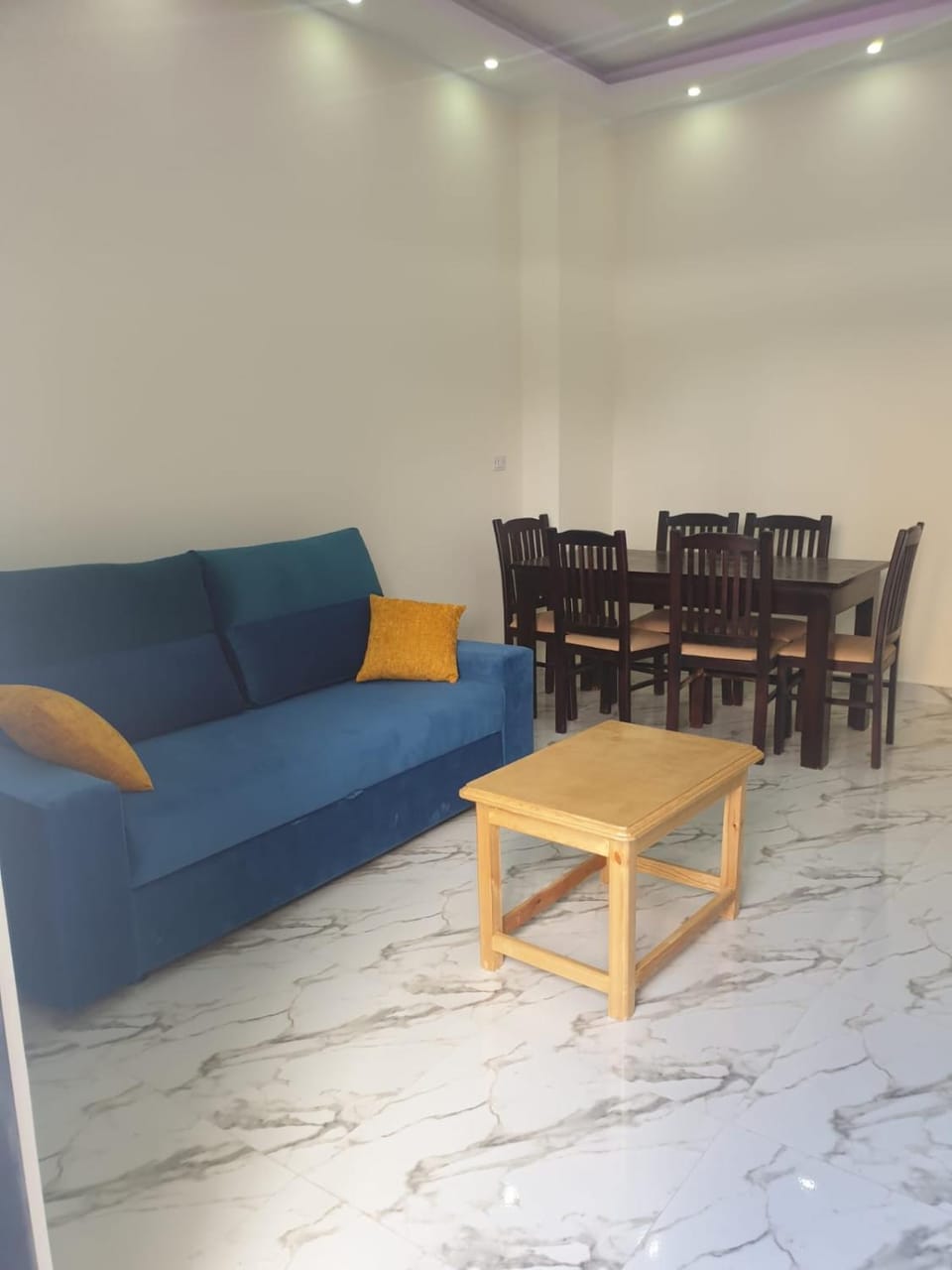 Bed, TV and multimedia, Living room, Dining area