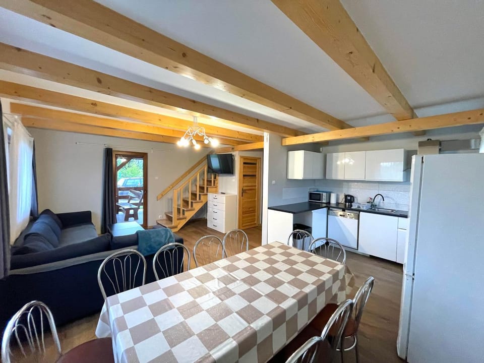 Living room, Dining area, kitchen
