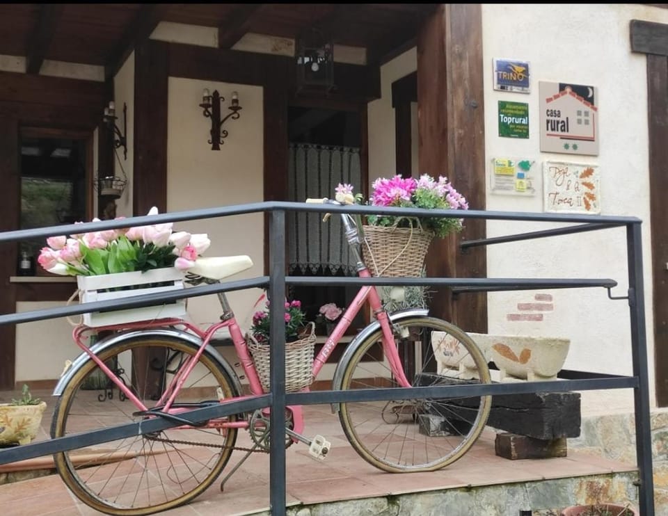 Hotel Rural en Las Cascadas de Tobera Hotel in Basque Country