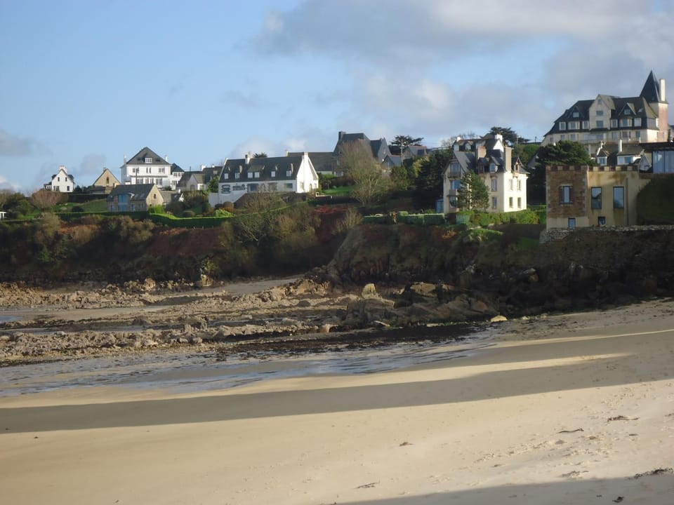 Villa Pors Pol Carantec Apartment in Finistere