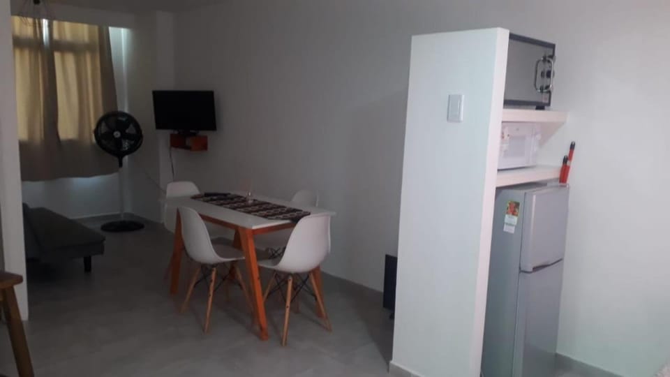 Depto Temporario La Plata Bed and Breakfast in La Plata