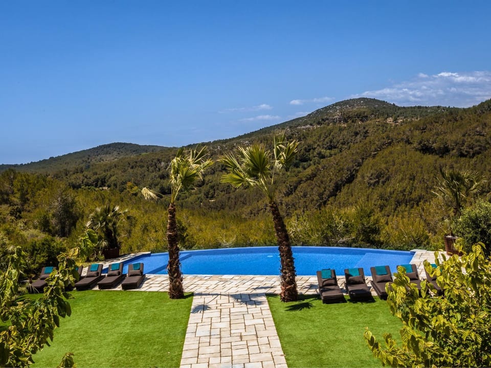 Pool view, Swimming pool