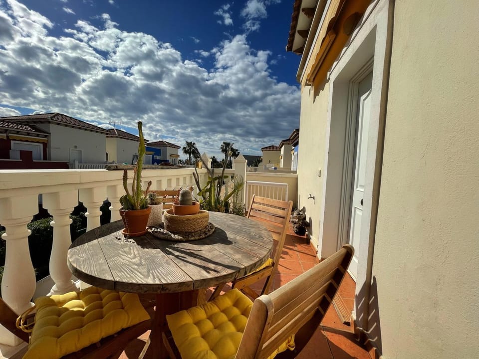 Balcony/Terrace, Balcony/Terrace