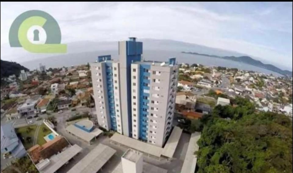 Apartamento novo Próximo ao Parque Beto carreiro Apartment in Penha