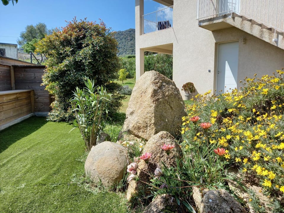 U MANDARINU House in Ajaccio