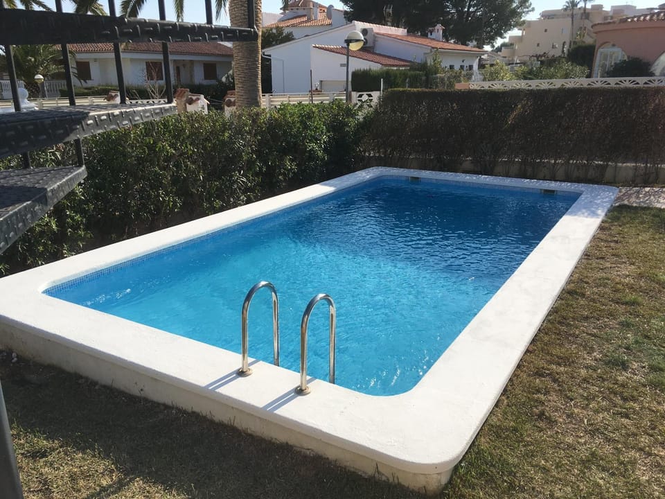 Garden, Swimming pool