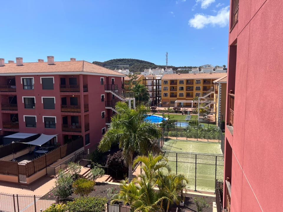 Property building, Day