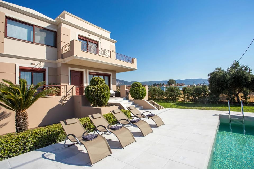 Property building, Swimming pool