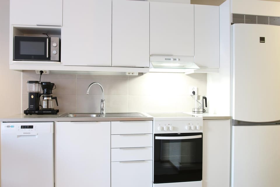 Coffee/tea facilities, Kitchen or kitchenette, dishwasher, minibar, pet friendly, stove