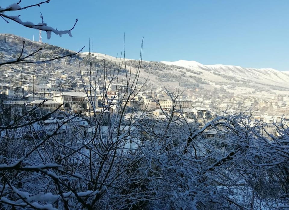 Nearby landmark, Day, Natural landscape, Winter, Mountain view