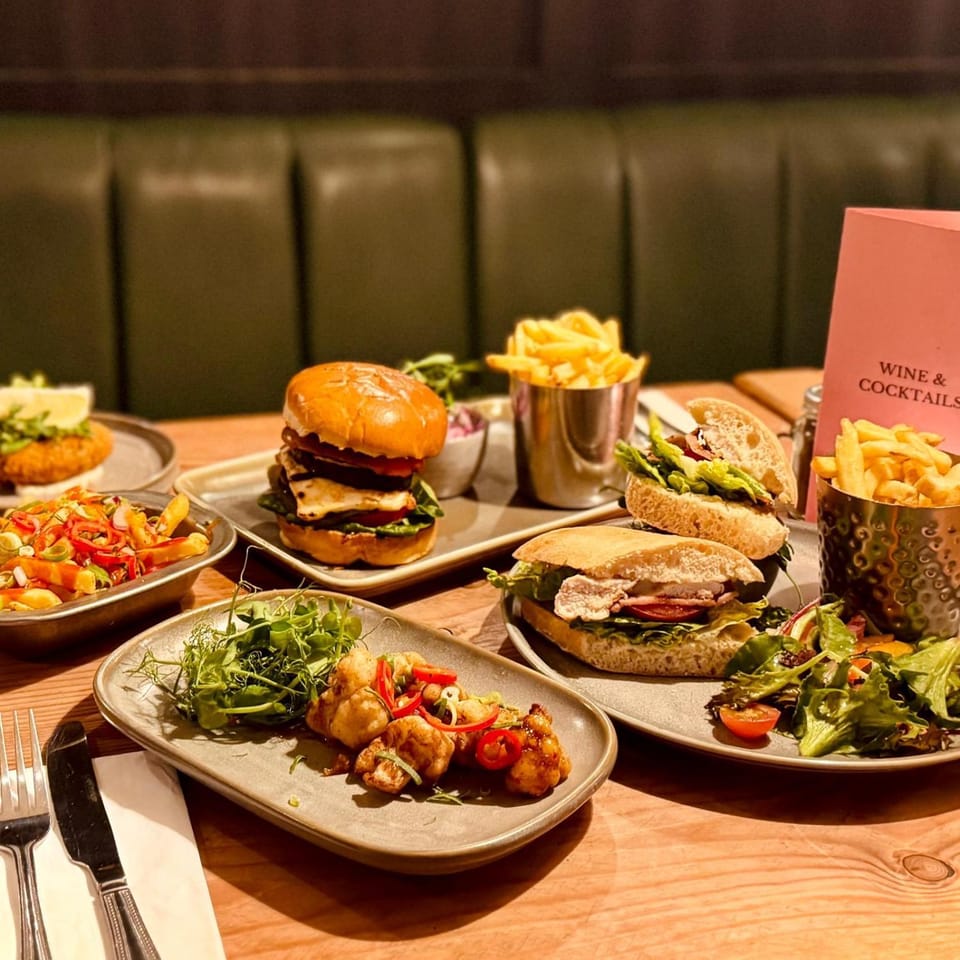 Food and drinks, Food, Lunch, Dinner