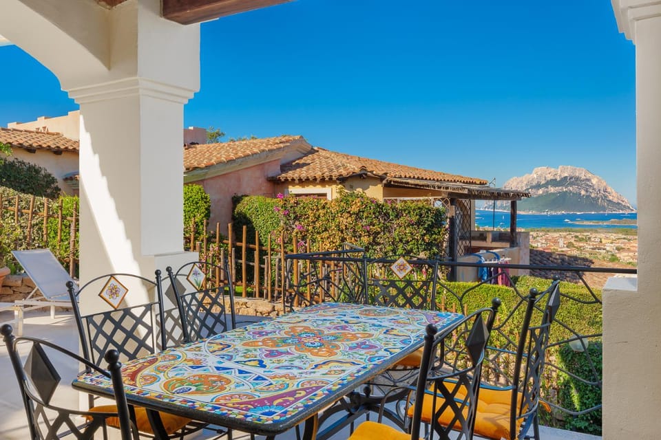 Patio, Balcony/Terrace, Dining area, Sea view