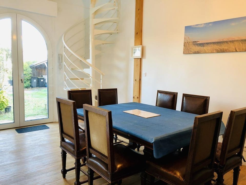 Maison conviviale à Arcachon-le-Moulleau, à 150m de la plage, jardin, parking, 2 chambres - FR-1-433-64 House in Arcachon