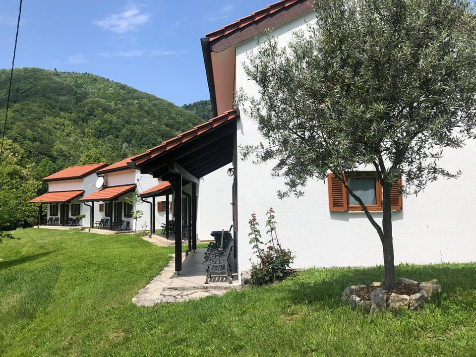 Facade/entrance, Garden