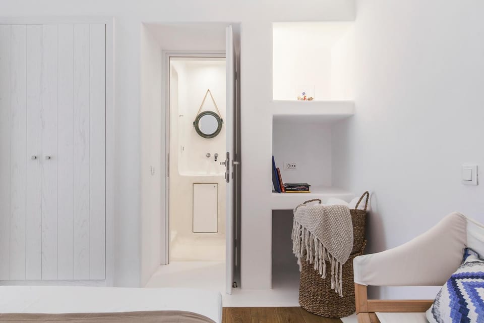 Seating area, hair dresser, wardrobe
