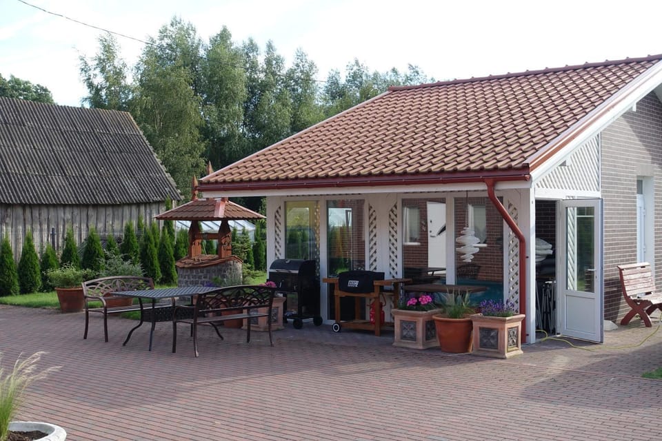 Patio, BBQ facilities, Balcony/Terrace