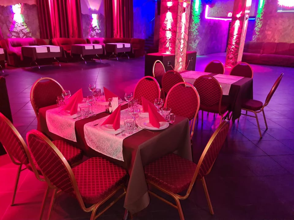 Restaurant/places to eat, Breakfast