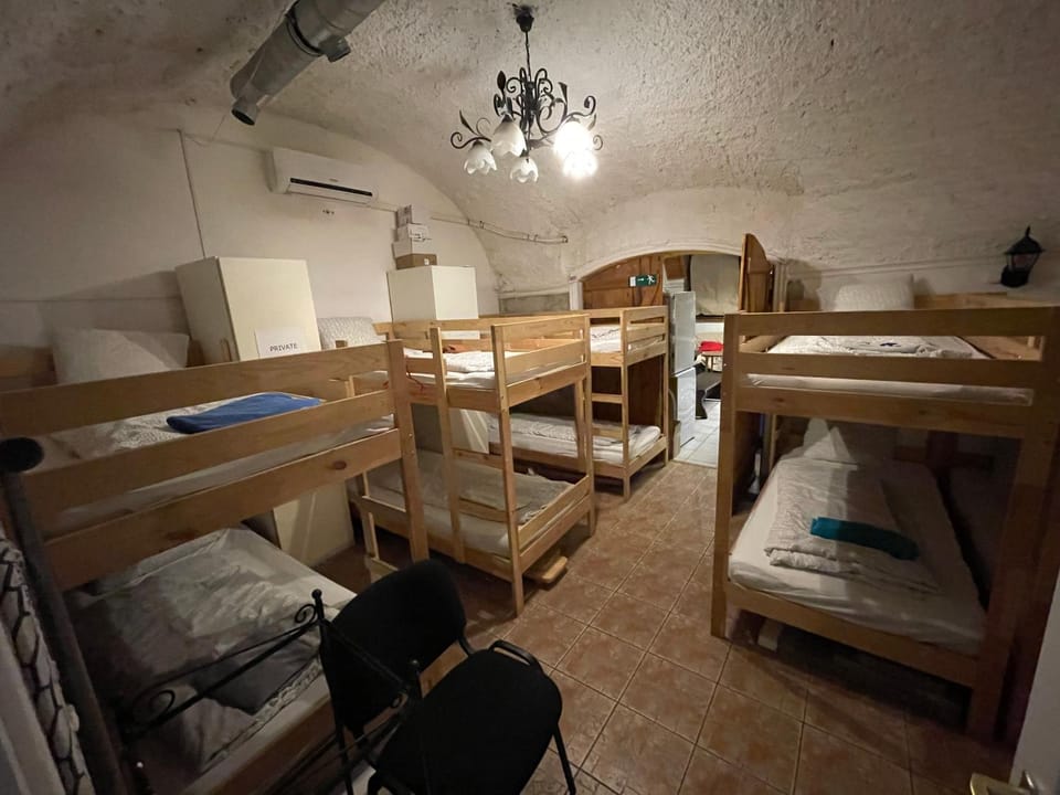 Bed, bunk bed