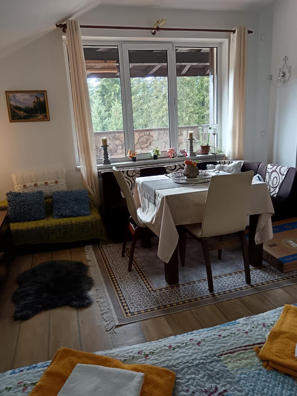 Bed, Living room, Photo of the whole room, Dining area, Bedroom