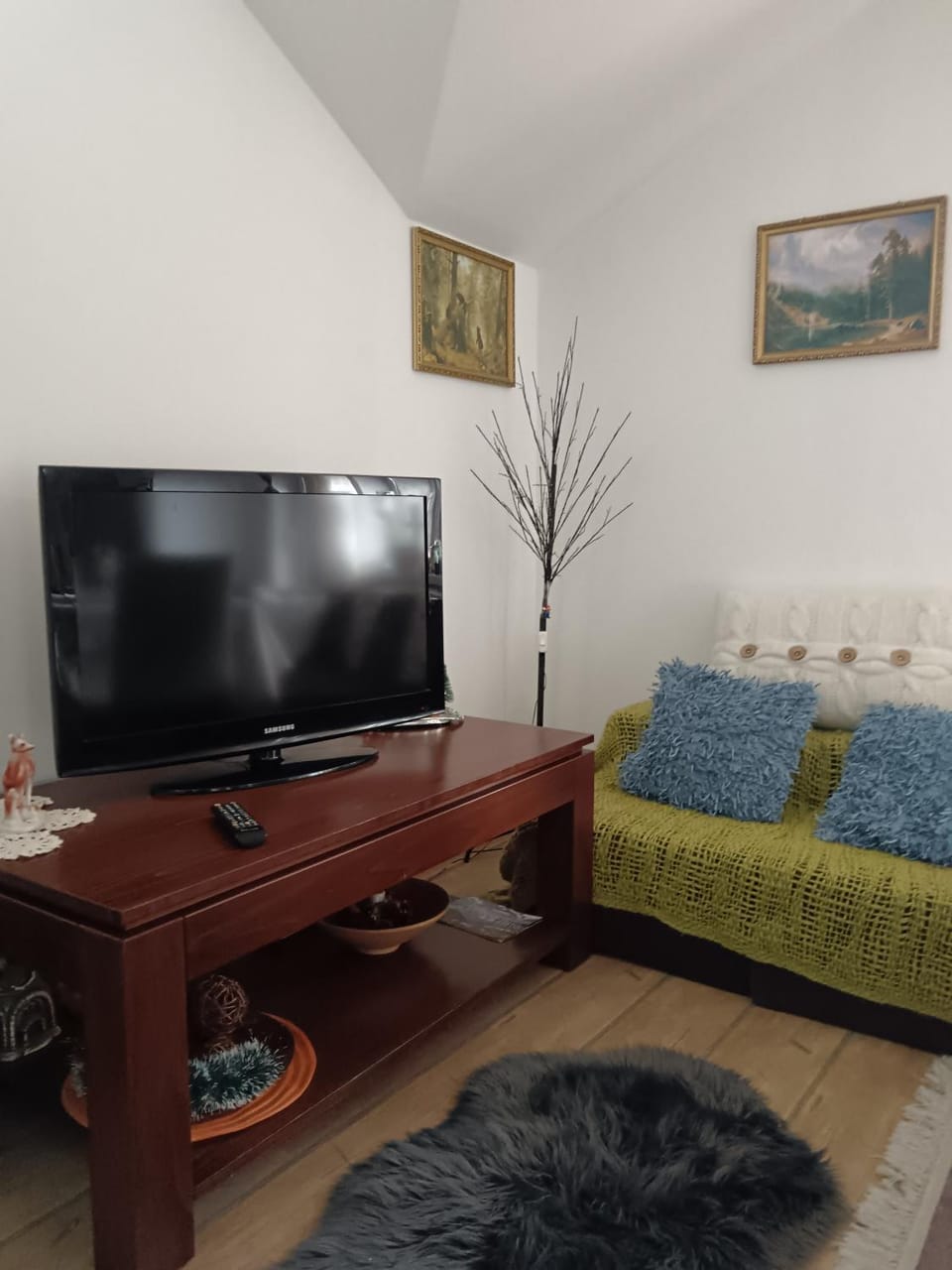 Communal lounge/ TV room, Seating area