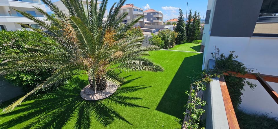 Property building, Garden, Garden view