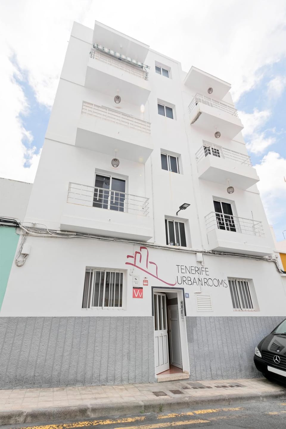 Property building, Facade/entrance