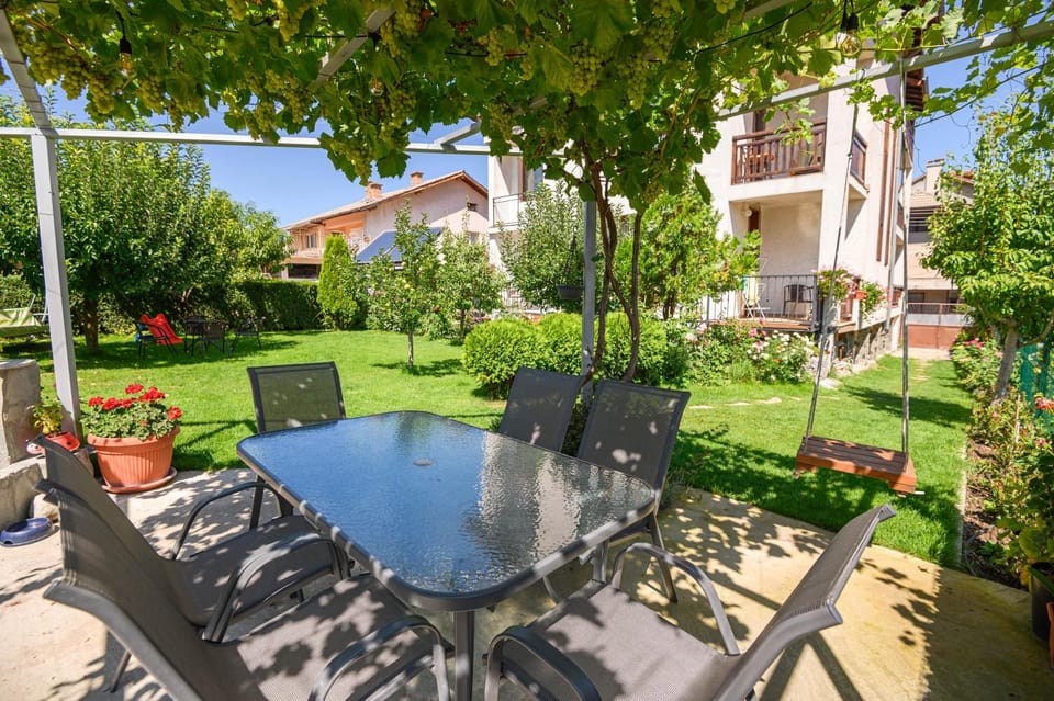Patio, Garden, Garden view