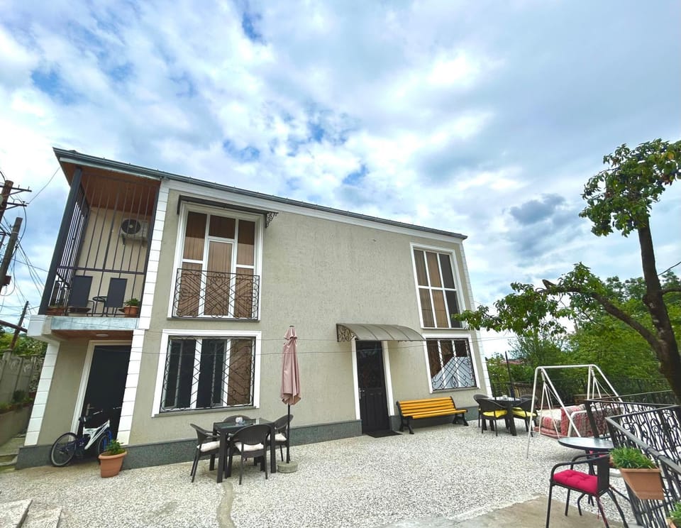 Property building, Seating area