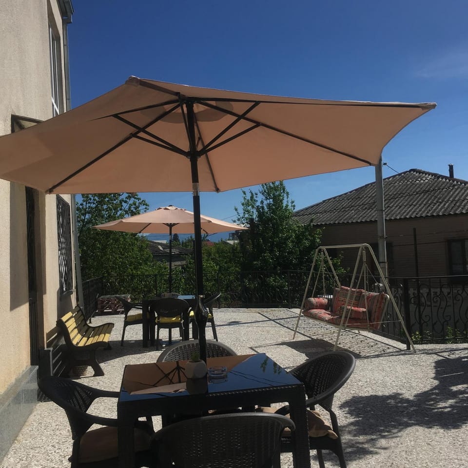 Garden, Seating area, Garden view