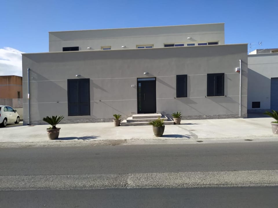 Facade/entrance, Street view