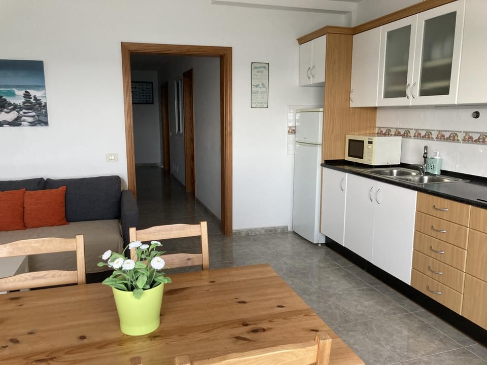 Kitchen or kitchenette, kitchen