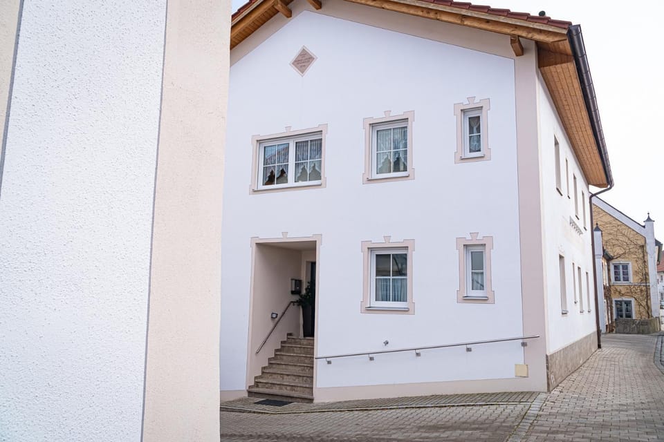 Property building, Facade/entrance