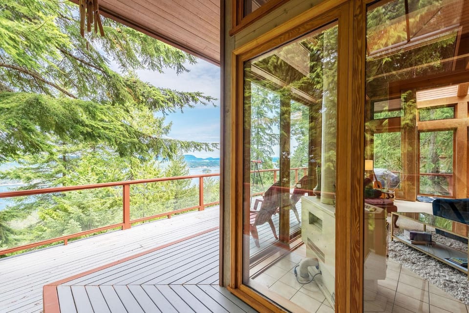 The Sanctuary Retreat Salt Spring Island Bed and Breakfast in Salt Spring Island