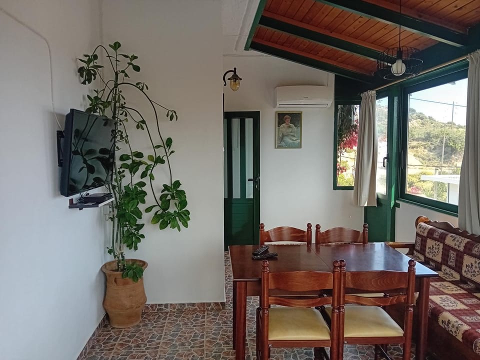 Strofi House Apartment in Crete