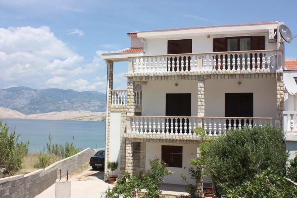 Property building, Sea view