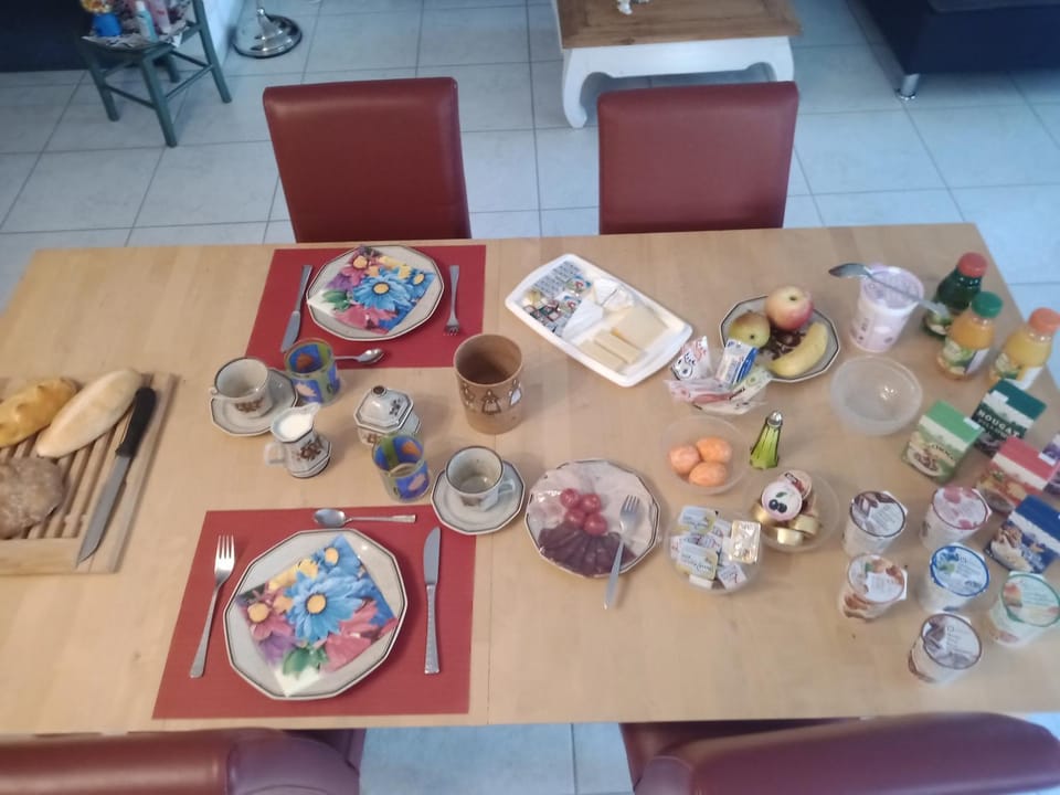 Continental breakfast