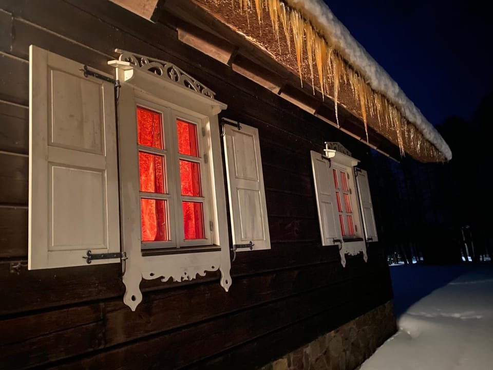 Night, Decorative detail