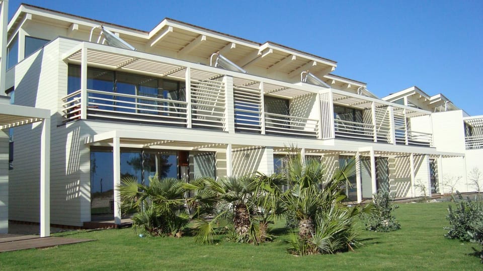 Property building, Garden