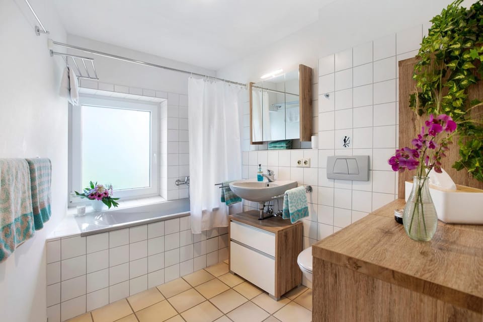 Bathroom, Living room