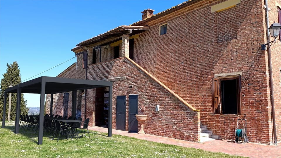Staffolino Farm Stay in Tuscany