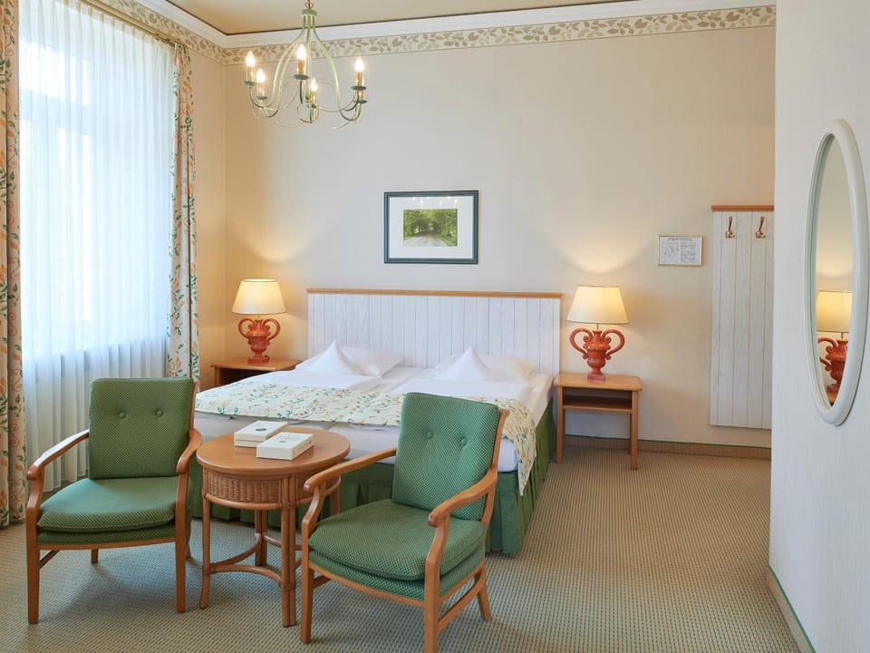 Bed, Photo of the whole room
