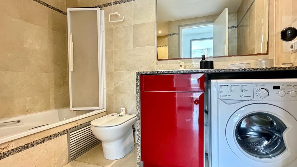Bathroom, Bath, washing machine