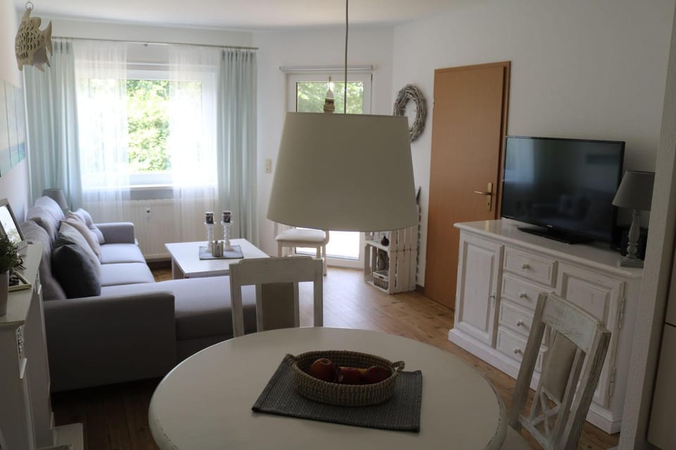 Ferienwohnung-Moorberg-mit-schoener-Terrasse-in-ruhiger-Lage Apartment in Mecklenburg-Vorpommern, Germany