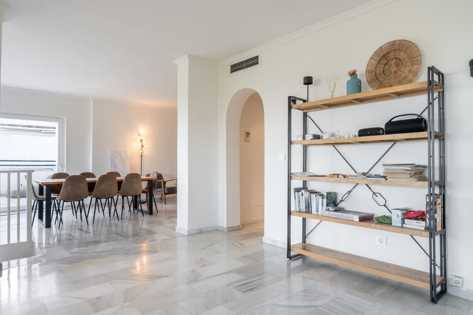 Sea & mountain view Marbella Apartment in Marbella