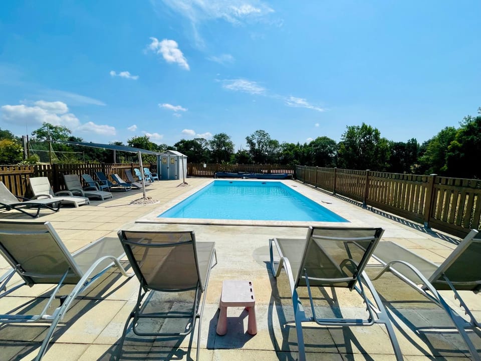 Pool view, Swimming pool