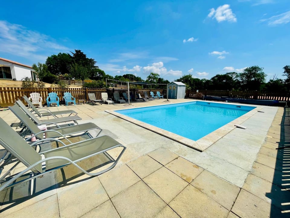 Pool view, Swimming pool