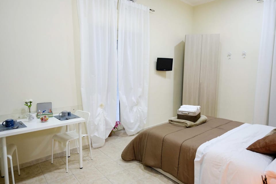 TV and multimedia, Photo of the whole room