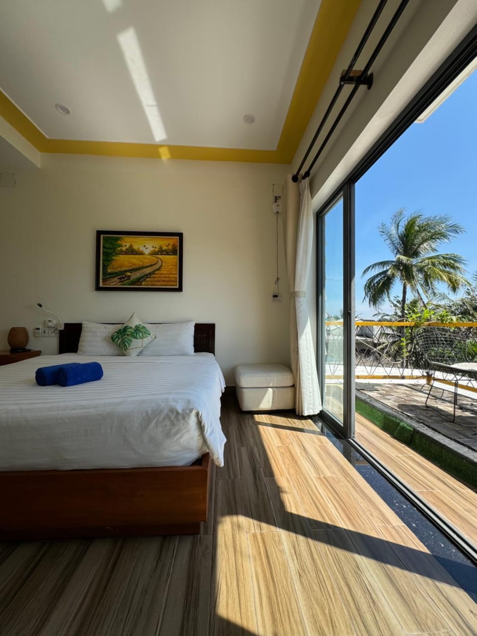 Natural landscape, View (from property/room), Balcony/Terrace, Bedroom