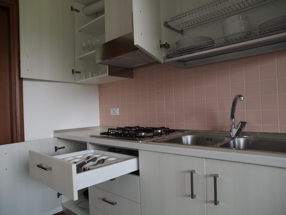 Kitchen or kitchenette